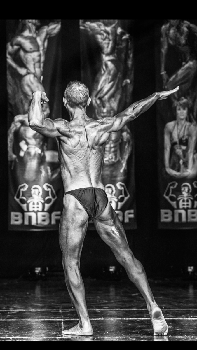 Tim posing at the 2019 BNBF WelshImage with link to high resolution version