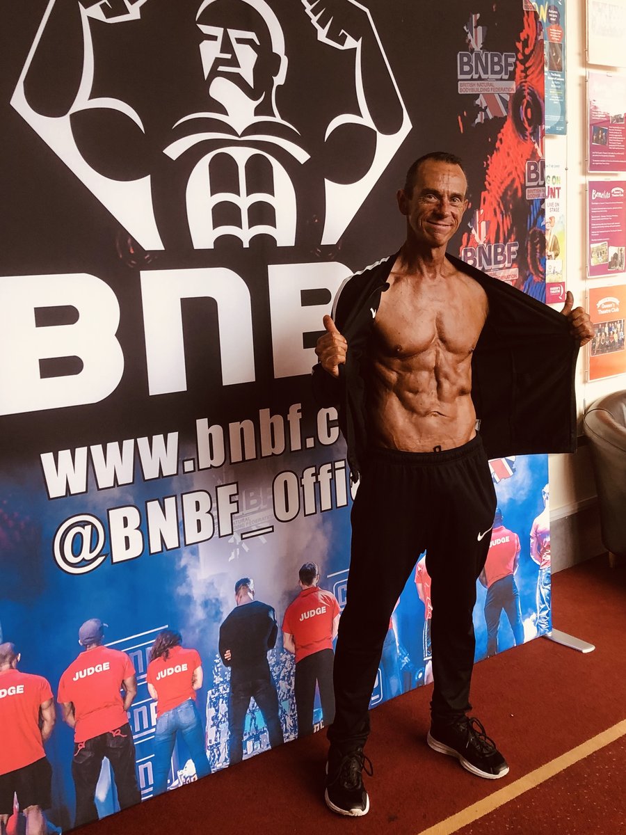 Tim poses at the 2019 BNBF Central Contest on his way to collect 3<sup>rd</sup> spot in the Over 50s category.Image with link to high resolution version